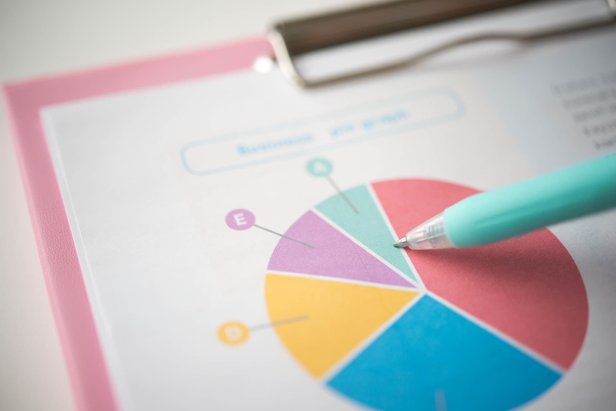 インプラント治療の費用の内訳のイメージ